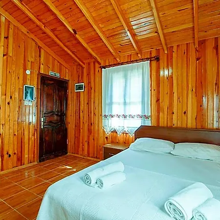 Отель Cuhadar Ahsap Evleri 5*